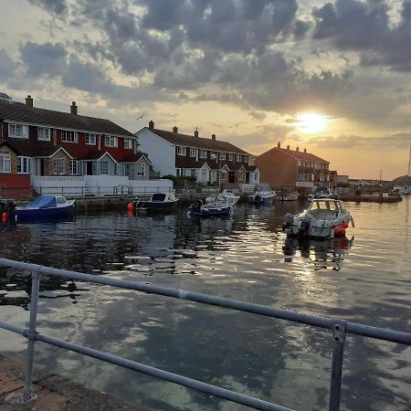 Inner Harbour Cottage พอร์ทรีท ภายนอก รูปภาพ